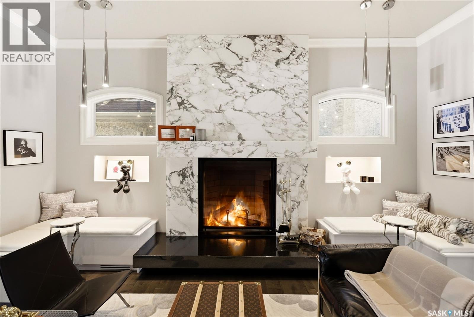 3606 Selinger Crescent, Regina, SK - Indoor Photo Showing Living Room With Fireplace