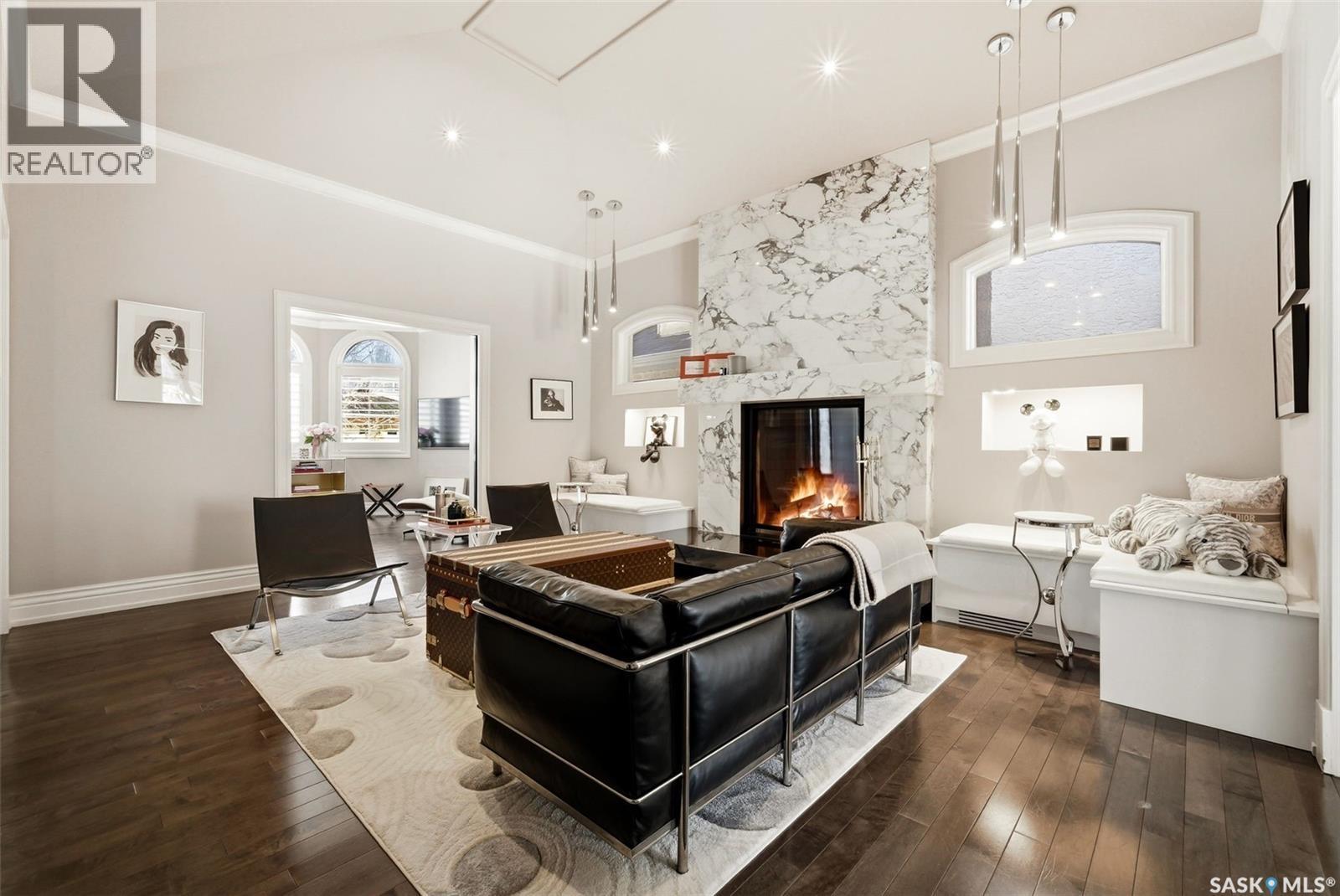 3606 Selinger Crescent, Regina, SK - Indoor Photo Showing Living Room With Fireplace