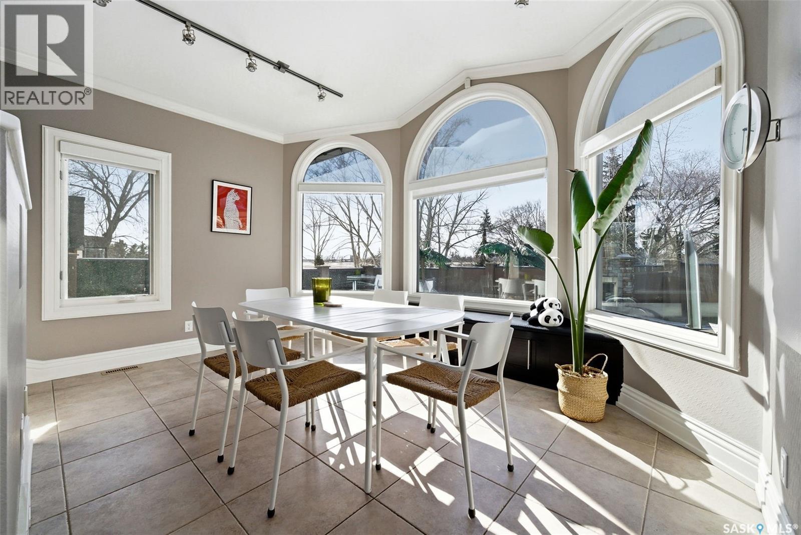 3606 Selinger Crescent, Regina, SK - Indoor Photo Showing Dining Room