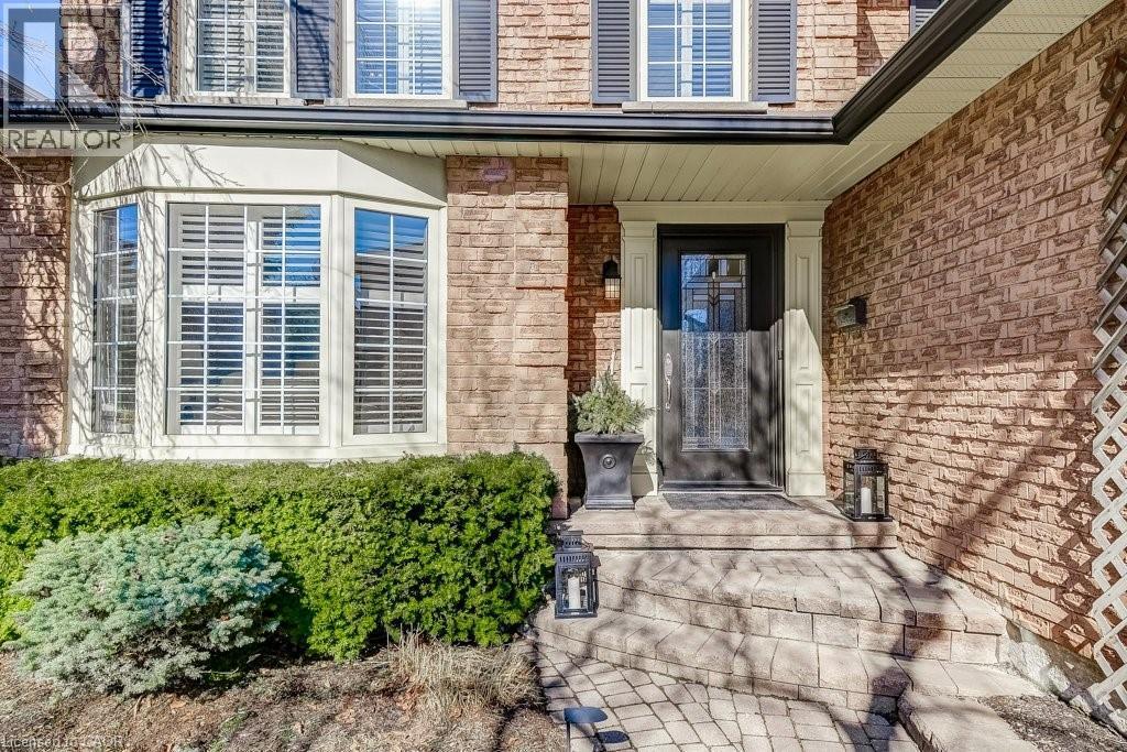 2444 Butternut Crescent, Burlington, ON - Outdoor