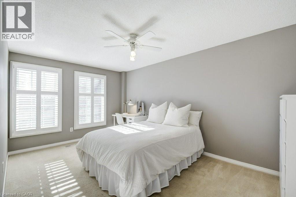 2444 Butternut Crescent, Burlington, ON - Indoor Photo Showing Bedroom