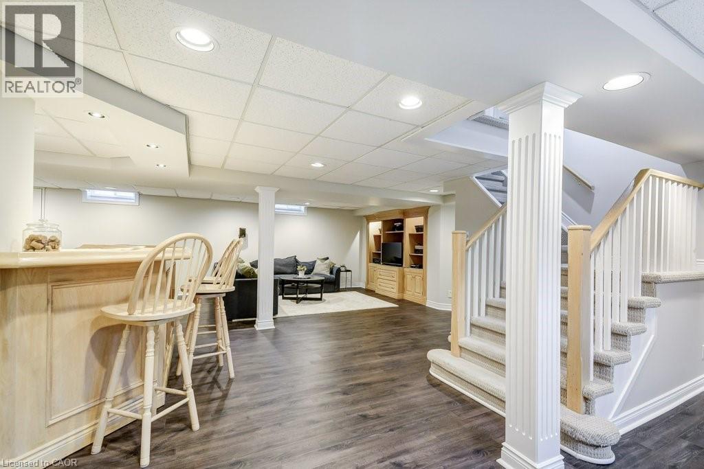 2444 Butternut Crescent, Burlington, ON - Indoor