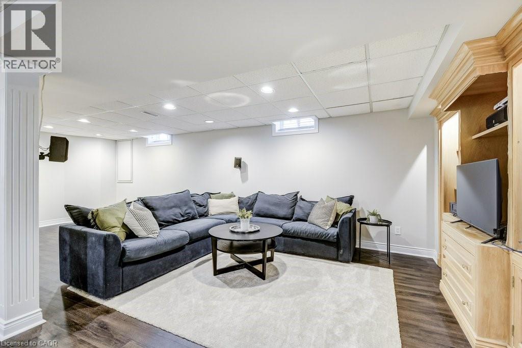 2444 Butternut Crescent, Burlington, ON - Indoor Photo Showing Basement