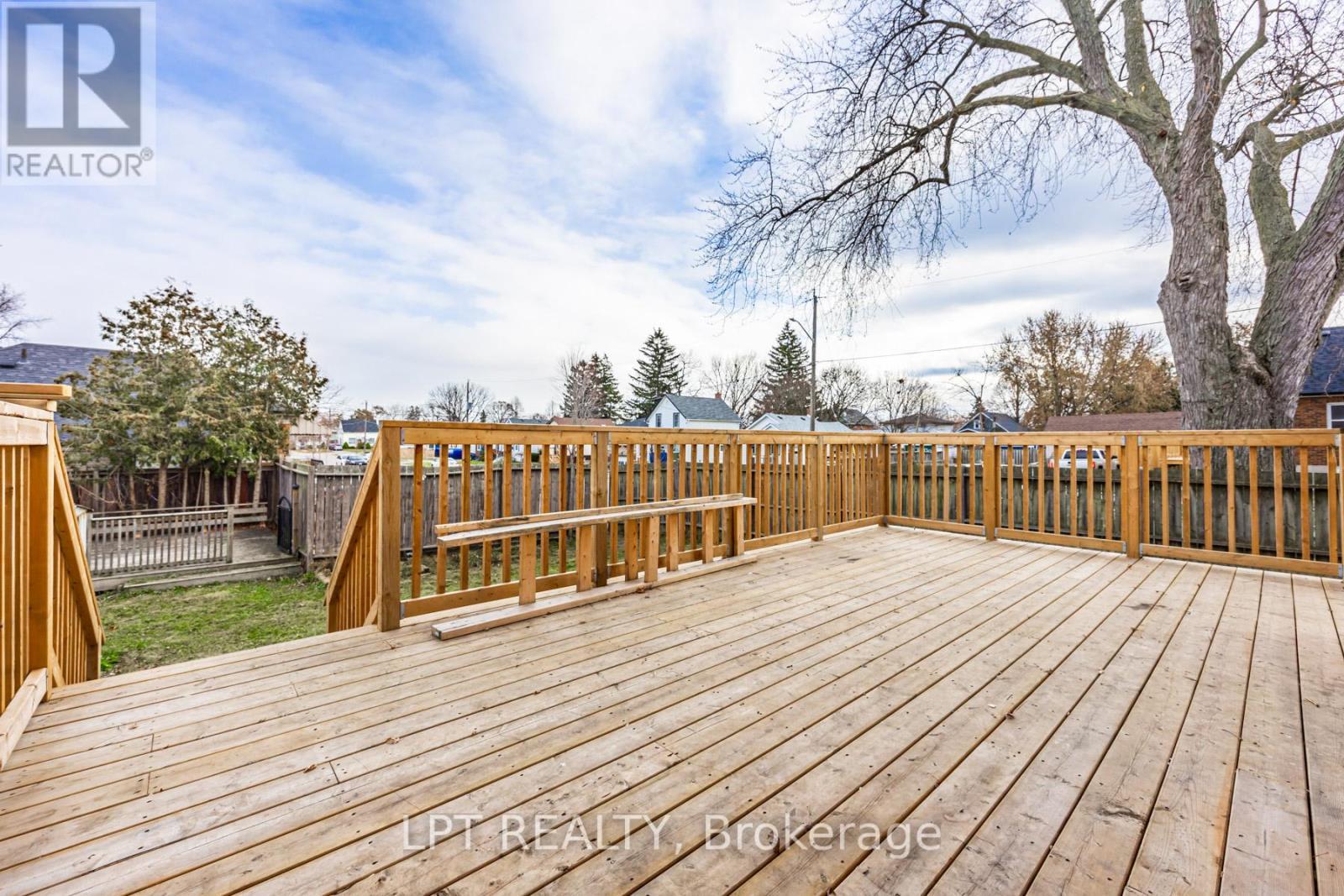 201 Ritson Road S, Oshawa, ON - Outdoor With Deck Patio Veranda