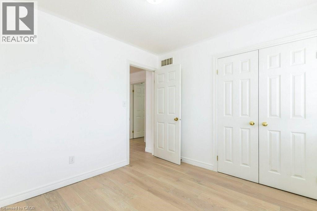 252 Thorner Drive, Hamilton, ON - Indoor Photo Showing Other Room