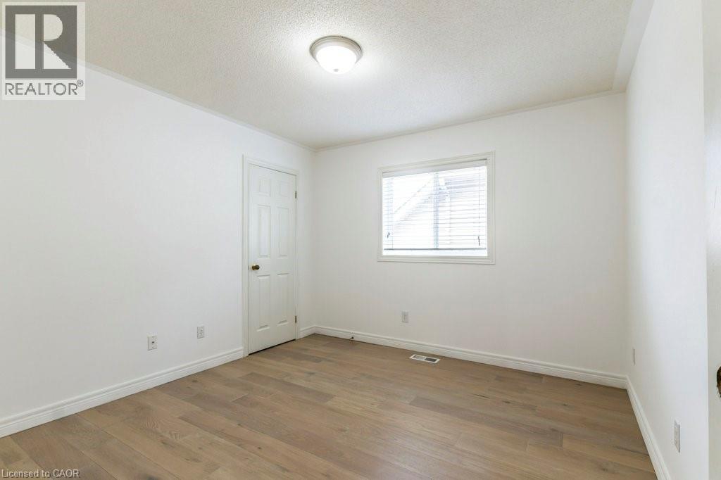 252 Thorner Drive, Hamilton, ON - Indoor Photo Showing Other Room