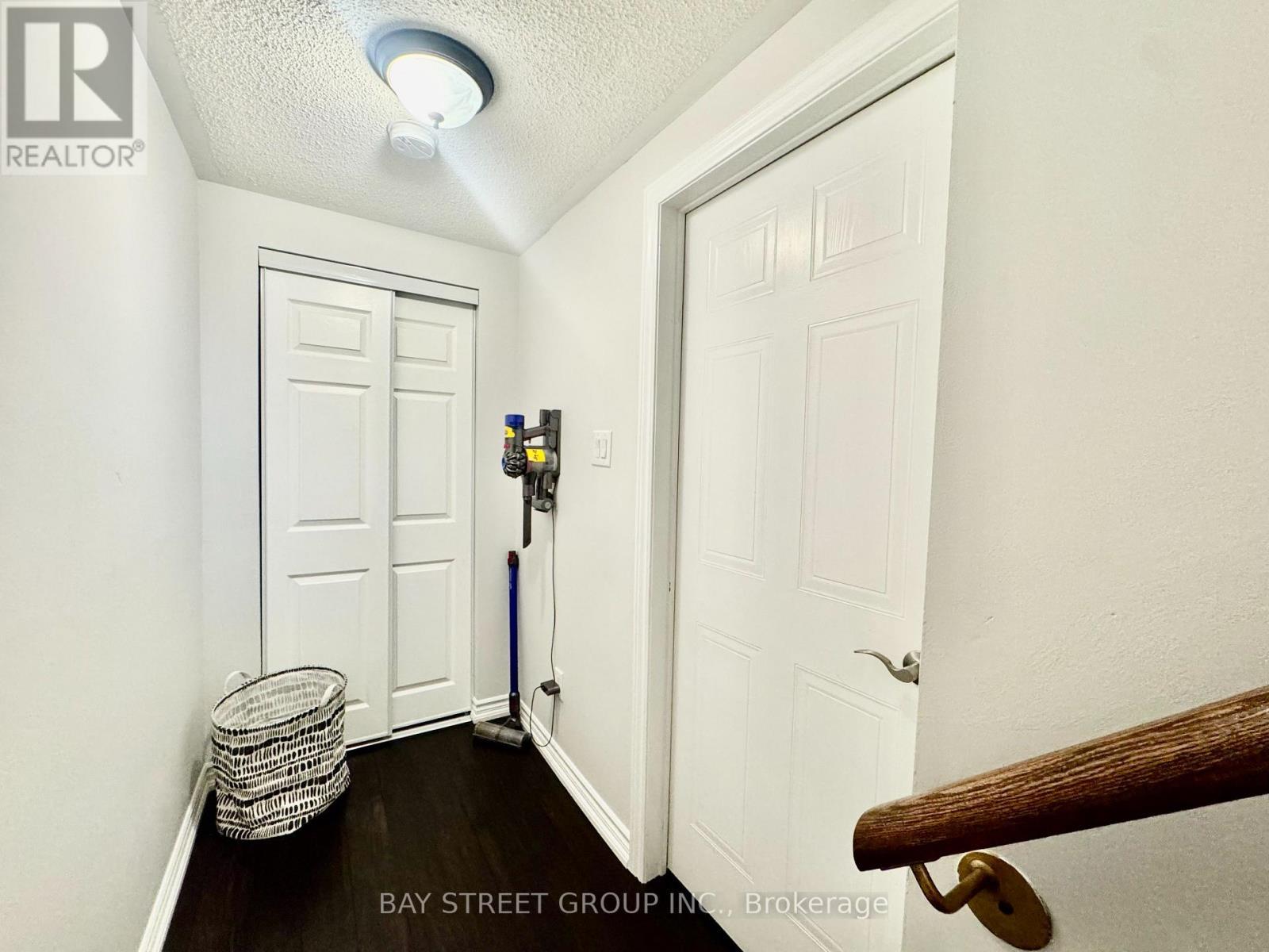 38A - 5940 Glen Erin Drive, Mississauga, ON - Indoor Photo Showing Other Room