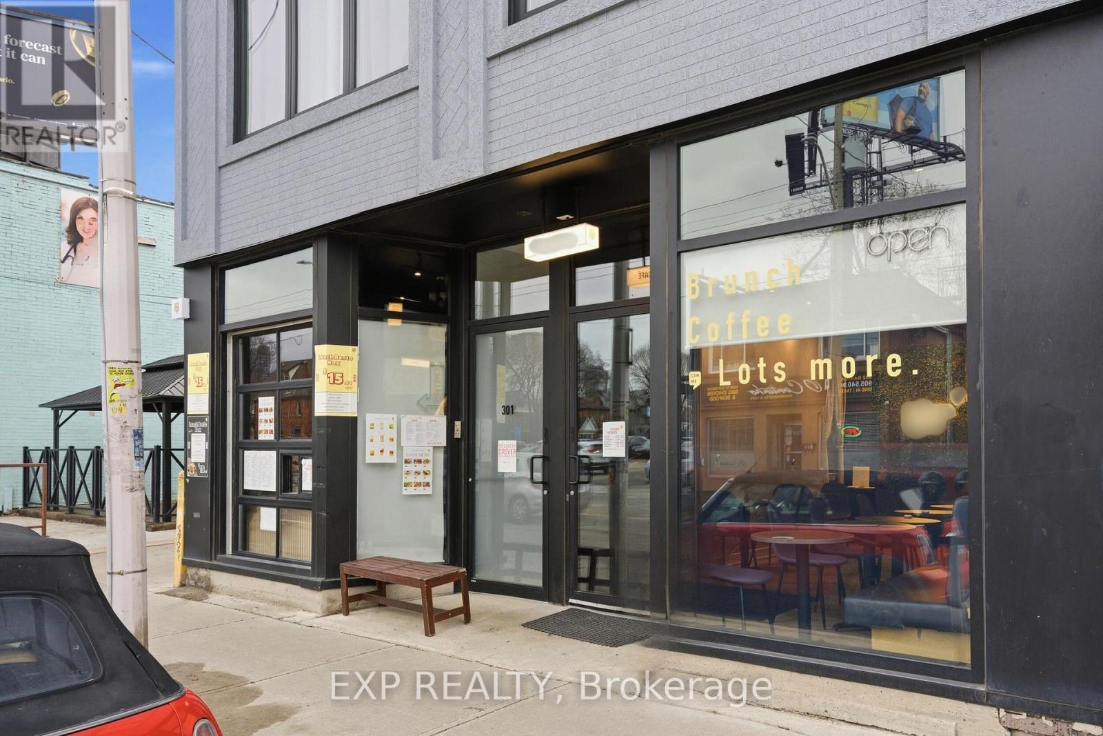 301 Barton Street E, Hamilton, ON