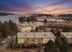 301-2050 White Birch Rd Sidney, BC V8L 2R1