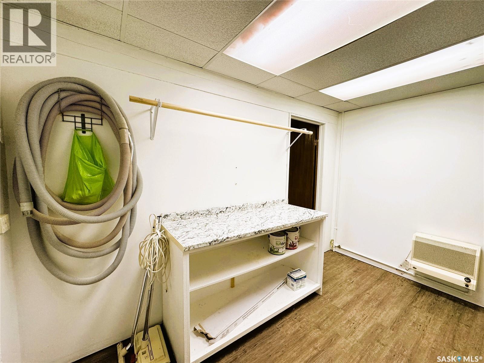 102 Lakeshore Drive, Echo Bay, SK - Indoor Photo Showing Basement