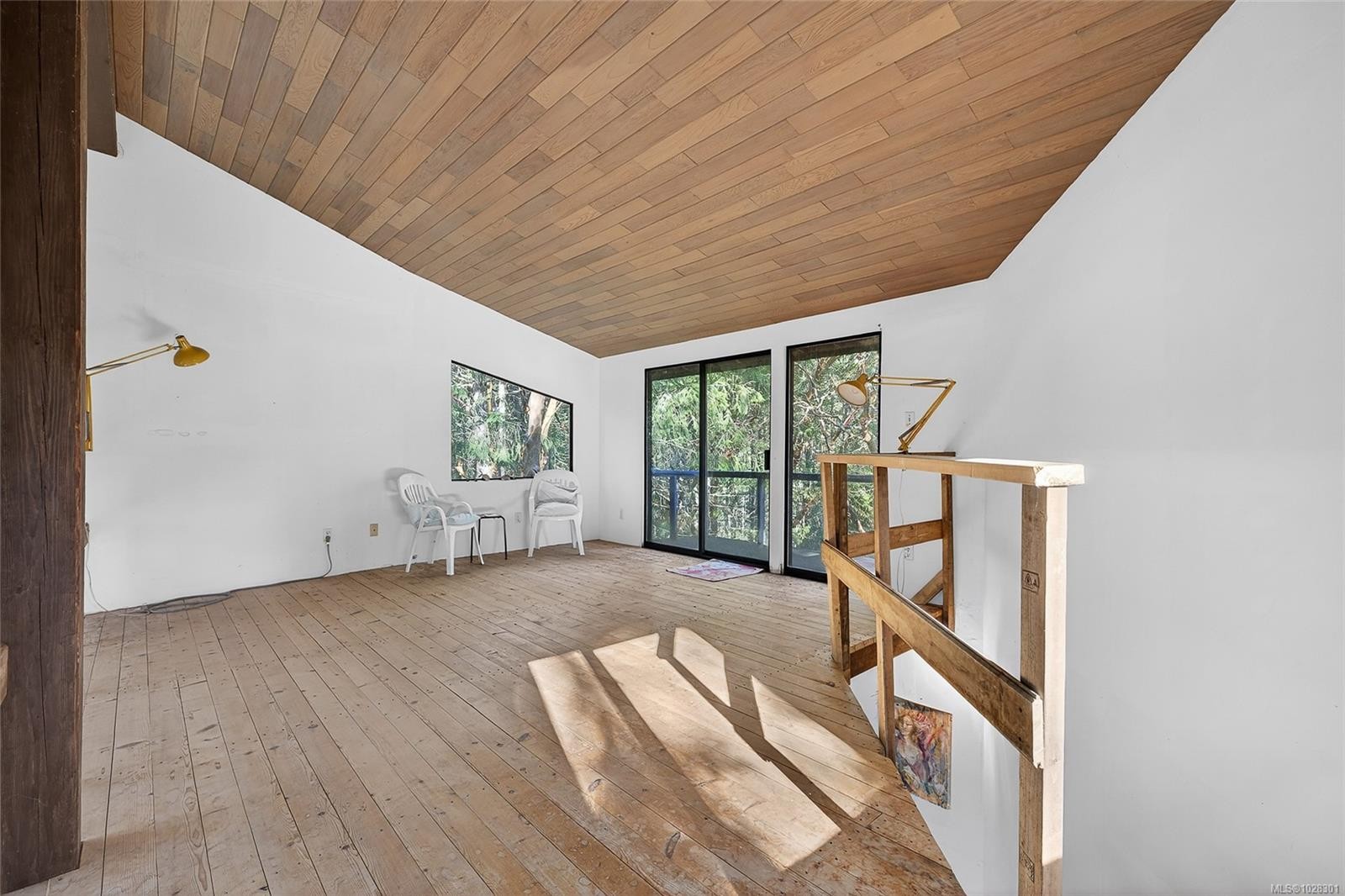 160 Sky Valley Rd, Salt Spring, BC