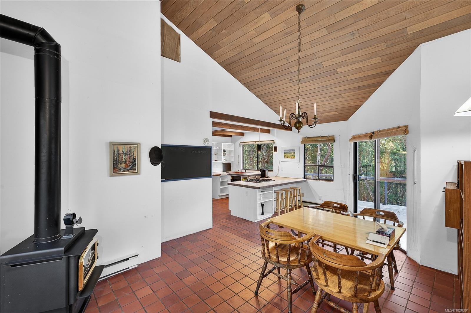 160 Sky Valley Rd, Salt Spring, BC