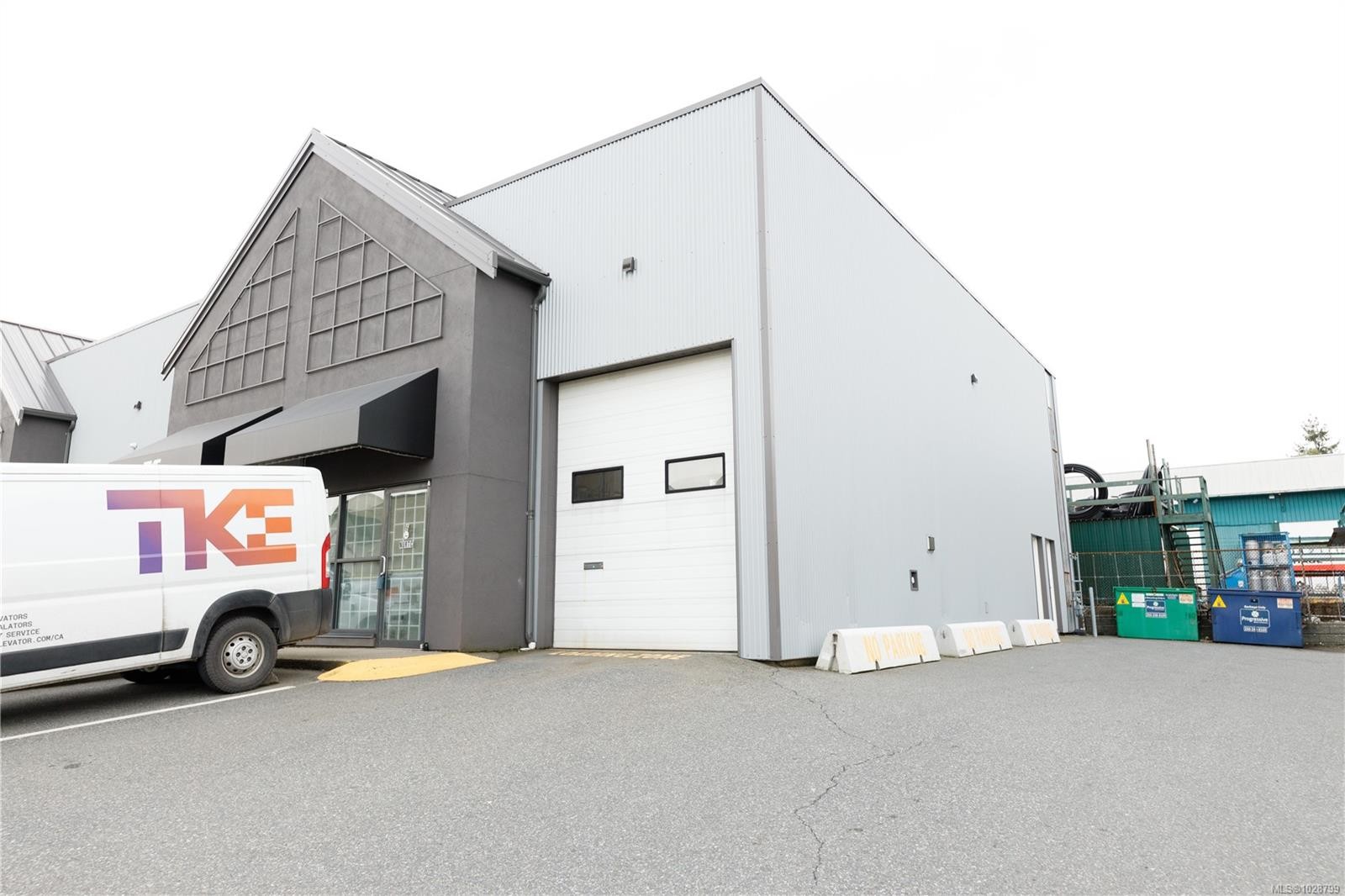 #6-2535 Mccullough Rd, Nanaimo, BC
