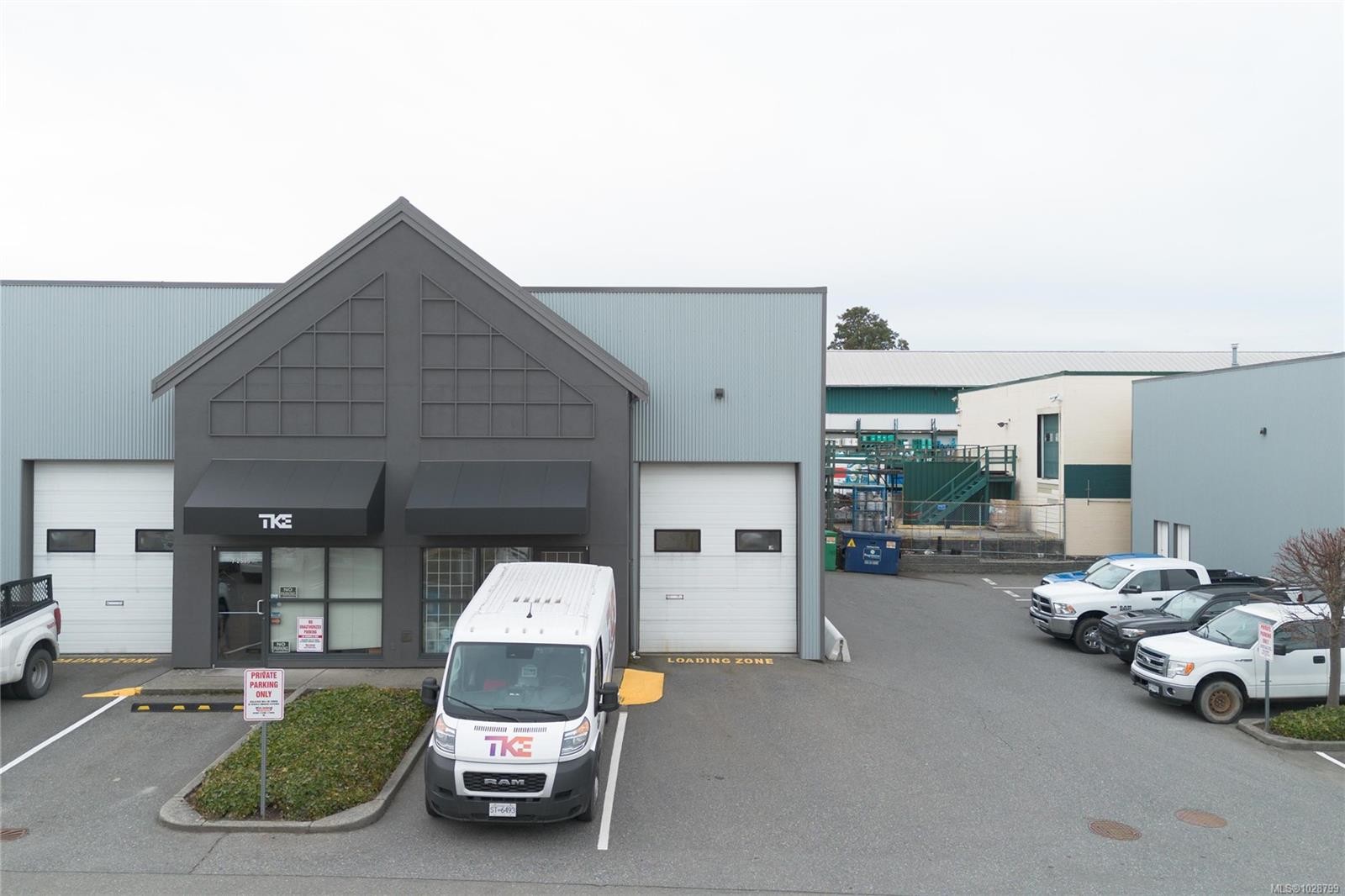 #6-2535 Mccullough Rd, Nanaimo, BC