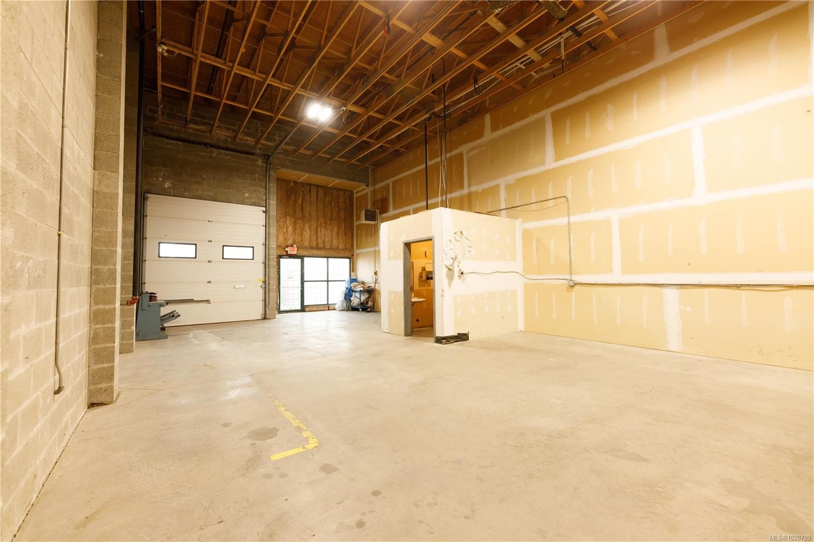 #6-2535 Mccullough Rd, Nanaimo, BC
