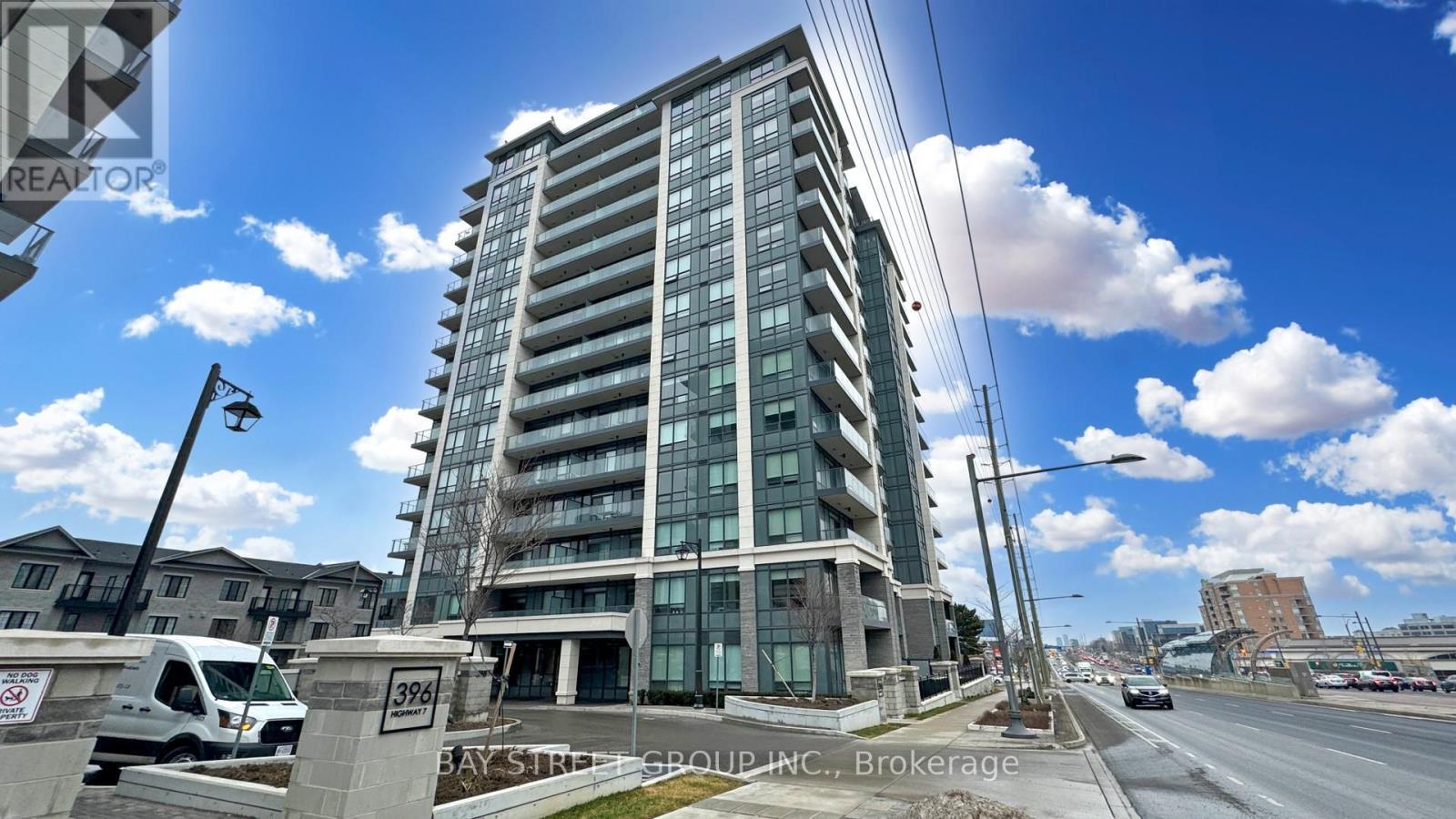 1606 - 398 Highway 7 E, Richmond Hill, ON - Outdoor With Facade