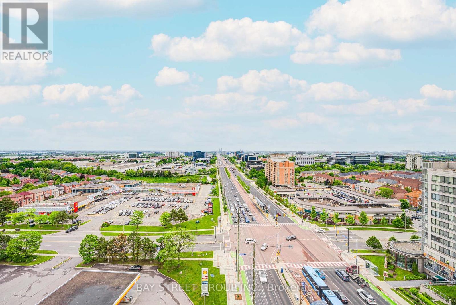 1606 - 398 Highway 7 E, Richmond Hill, ON - Outdoor With View