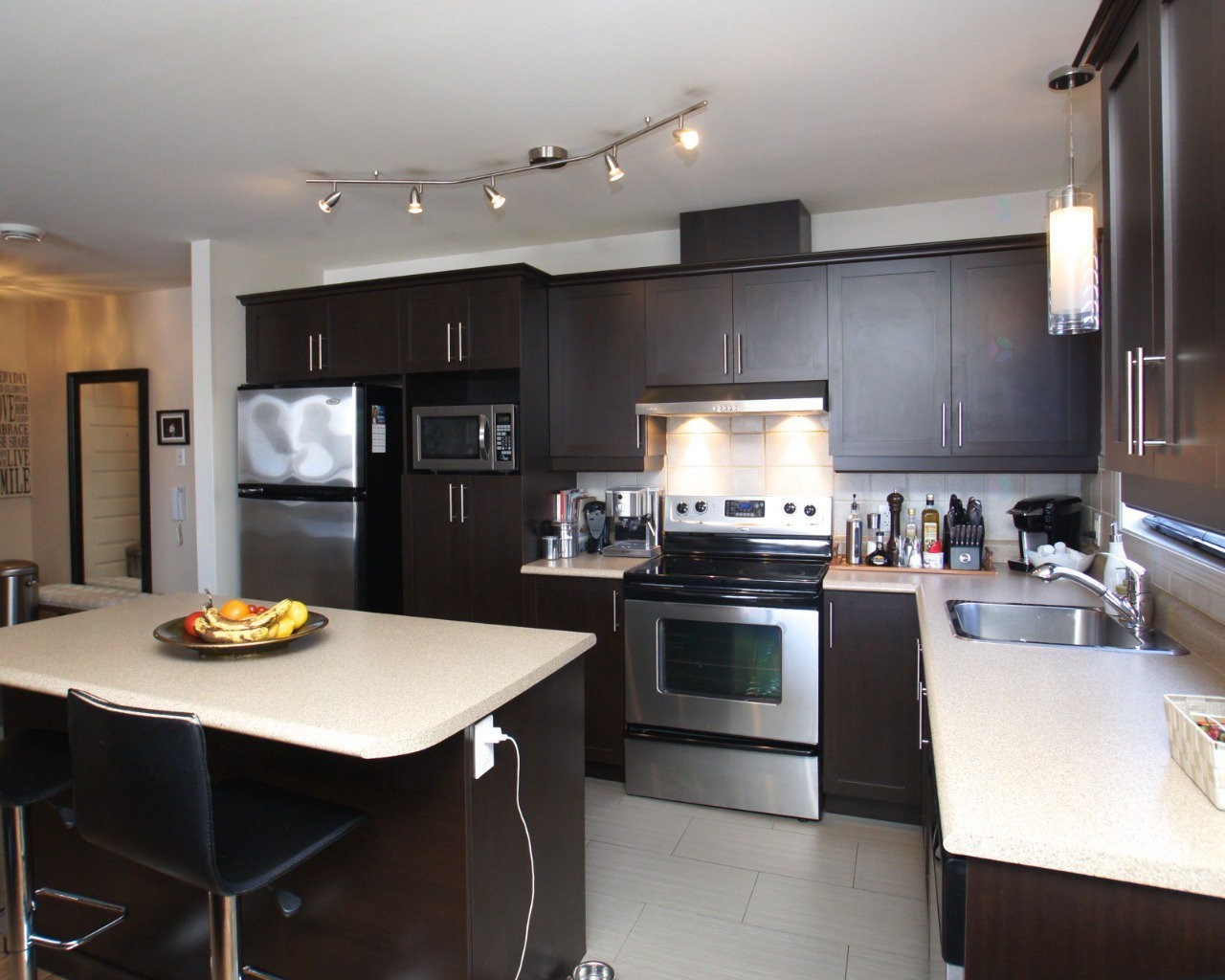 Cuisine - 7100 Ch. De Chambly, Longueuil (Saint-Hubert), QC - Indoor Photo Showing Kitchen