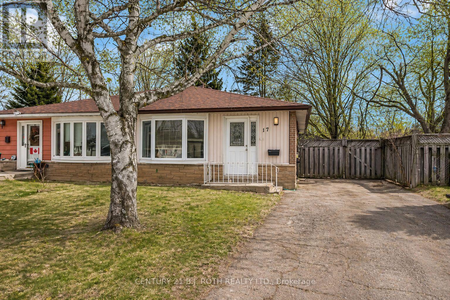 17 Burbank Place, Barrie, ON - Outdoor