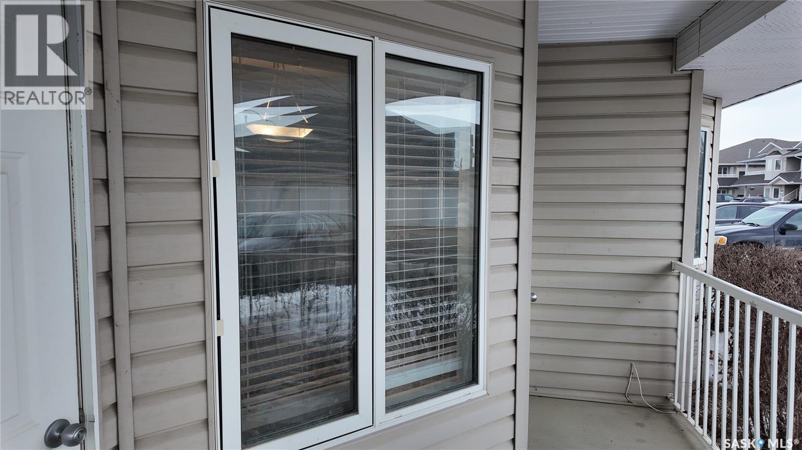 4026 Buckingham Drive E, Regina, SK - Outdoor With Deck Patio Veranda With Exterior