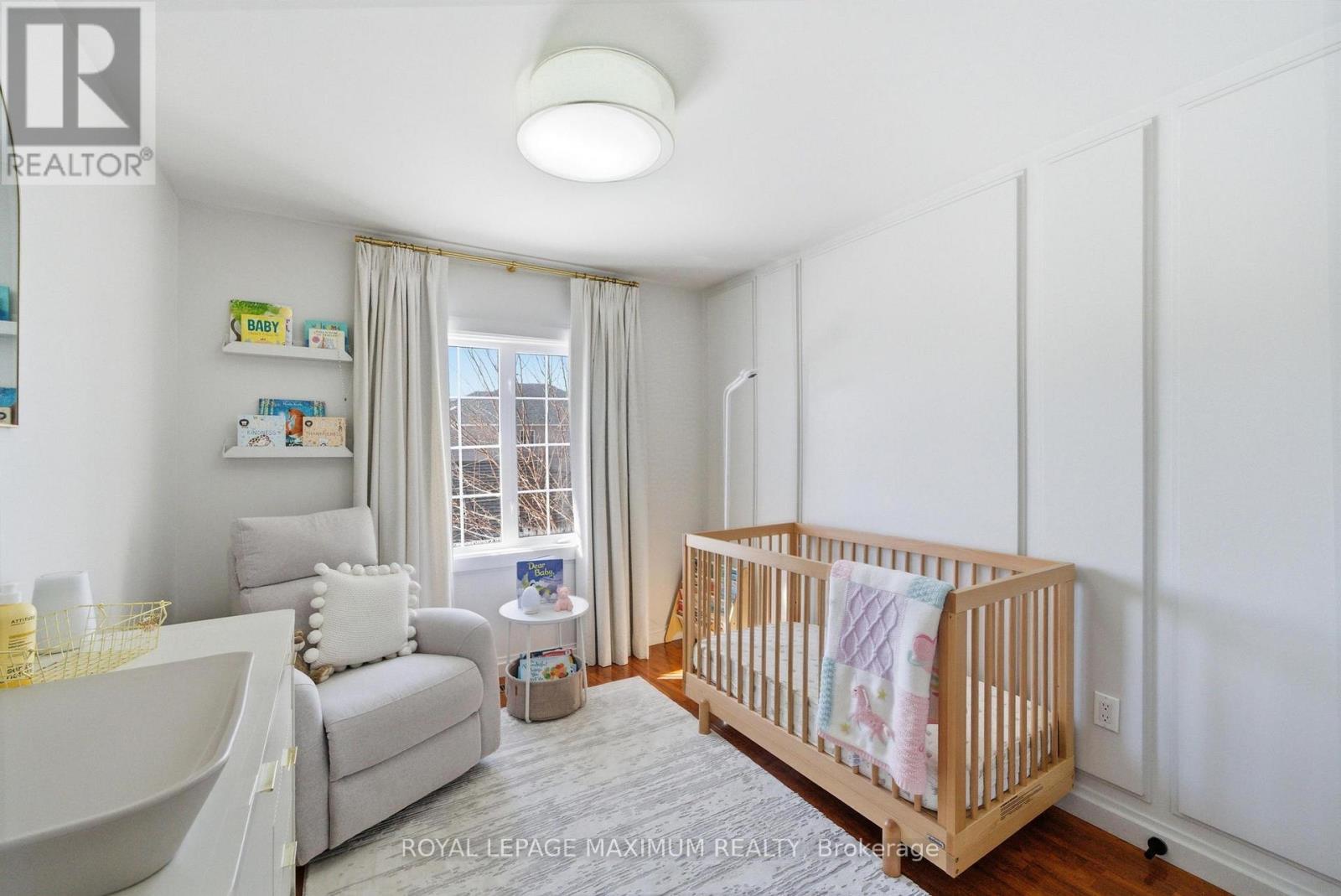 2 Castle Park Boulevard, Vaughan, ON - Indoor Photo Showing Bedroom
