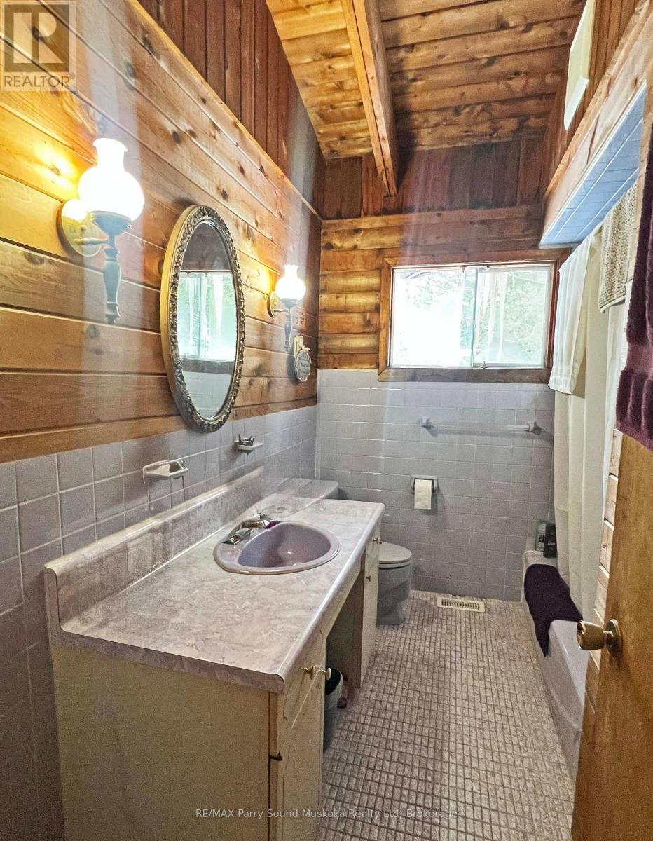 4 pc bath - 45 Ridgeway Drive, Carling, ON - Indoor