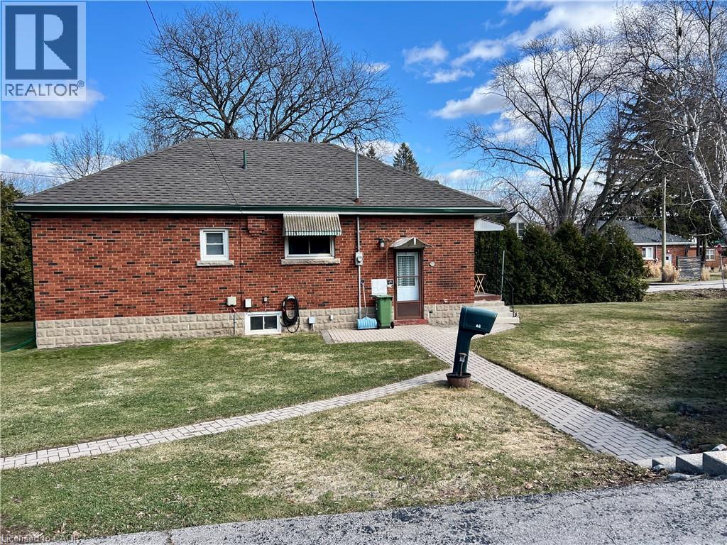 90 Osler Drive, Dundas, ON - Outdoor