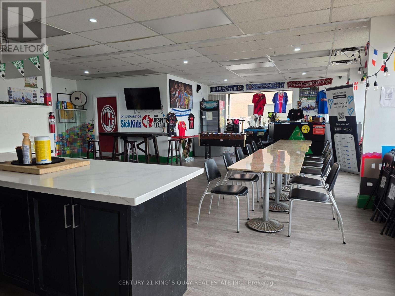 2 - 30 Corstate Avenue, Vaughan, ON
