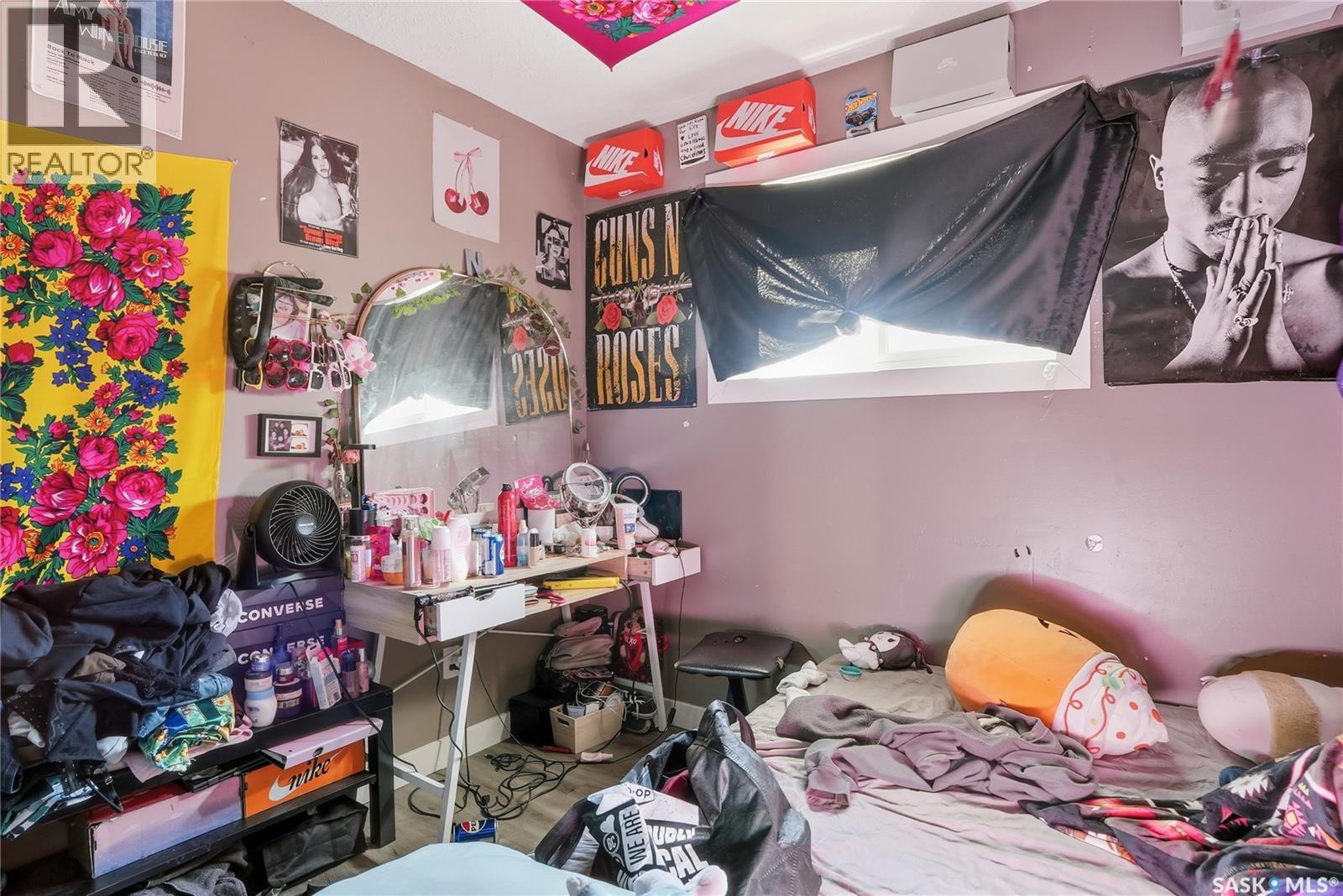 119 - 121 Olmstead Road, Saskatoon, SK - Indoor