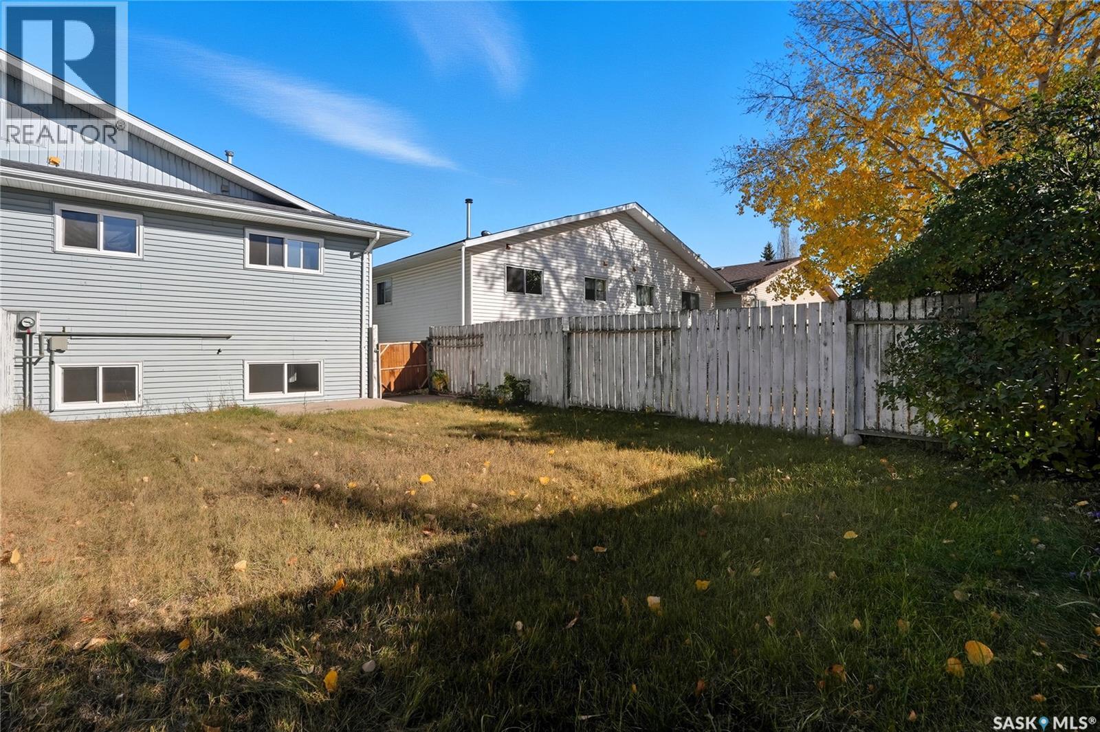 119 - 121 Olmstead Road, Saskatoon, SK - Outdoor