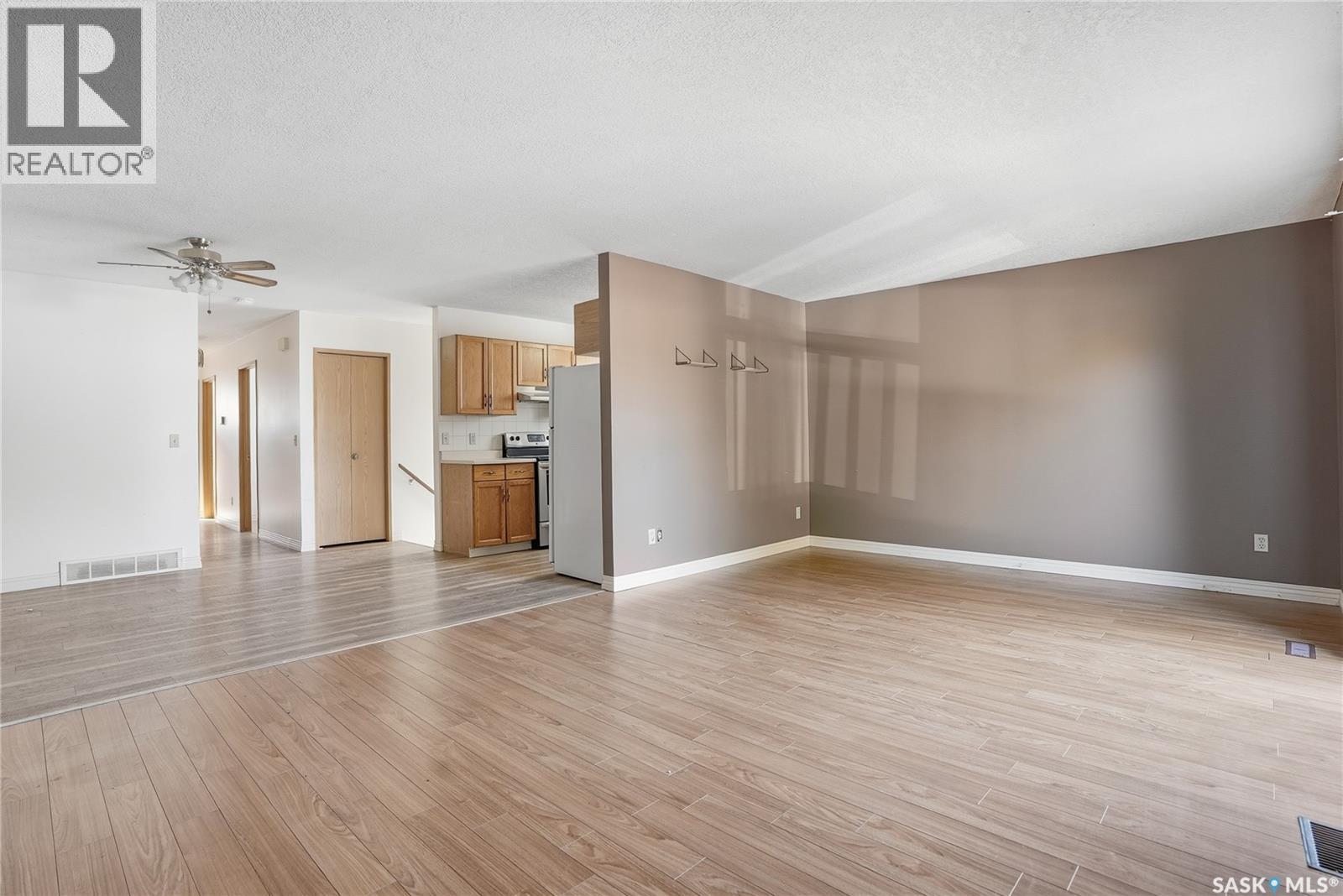 119 - 121 Olmstead Road, Saskatoon, SK - Indoor