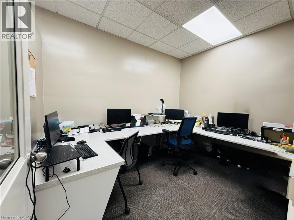 281 Queenston Road, Hamilton, ON