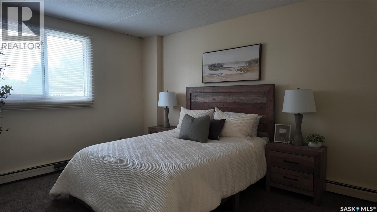 12 51 Centennial Street, Regina, SK - Indoor Photo Showing Bedroom