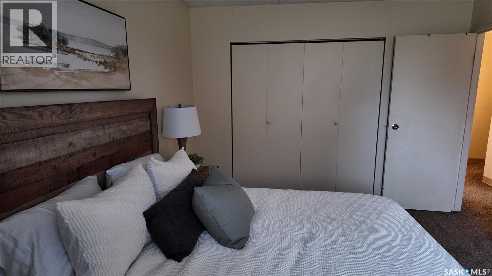 12 51 Centennial Street, Regina, SK - Indoor Photo Showing Bedroom