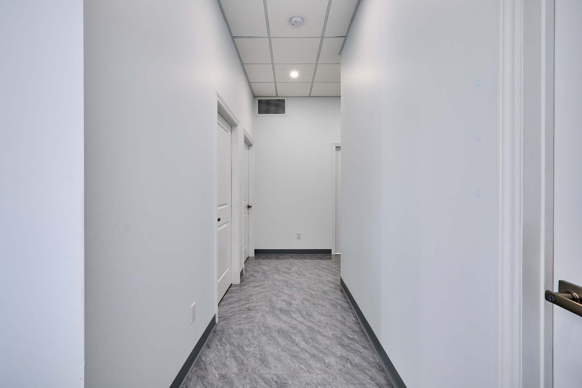 Corridor - 1120 Boul. Du Curé-Labelle, Blainville, QC - Indoor Photo Showing Other Room