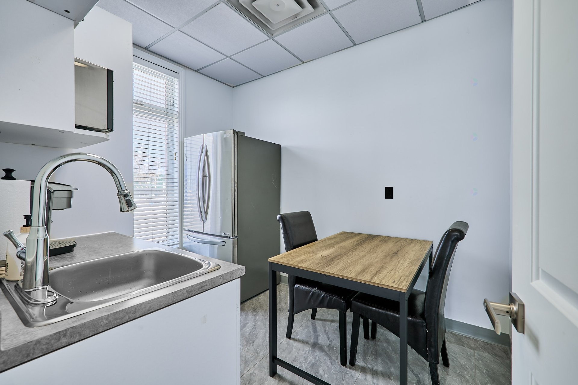 Salle à manger - 1120 Boul. Du Curé-Labelle, Blainville, QC - Indoor