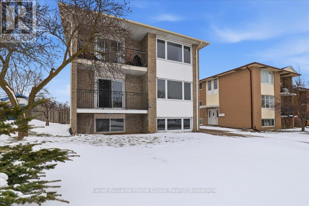 118 Chandler Drive, Kitchener, ON - Outdoor