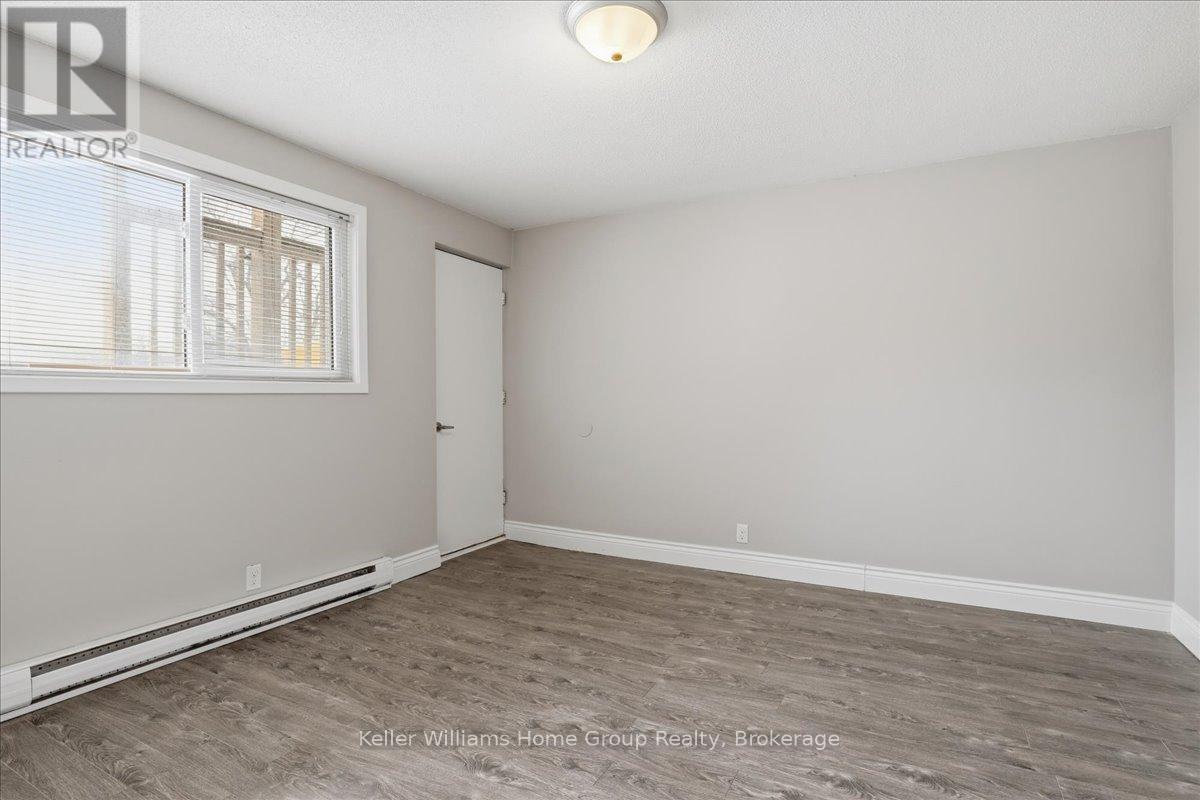 118 Chandler Drive, Kitchener, ON - Indoor Photo Showing Other Room