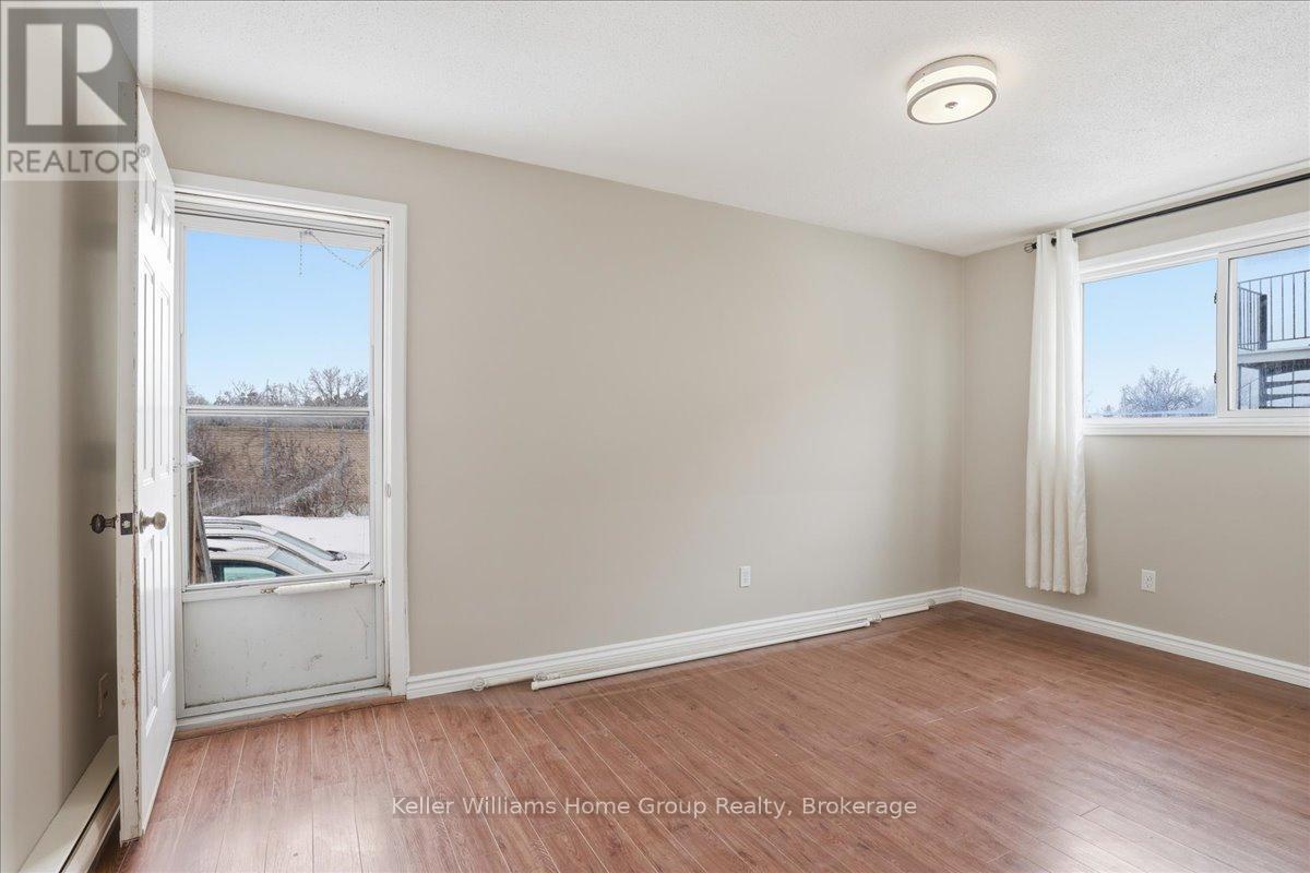 118 Chandler Drive, Kitchener, ON - Indoor Photo Showing Other Room