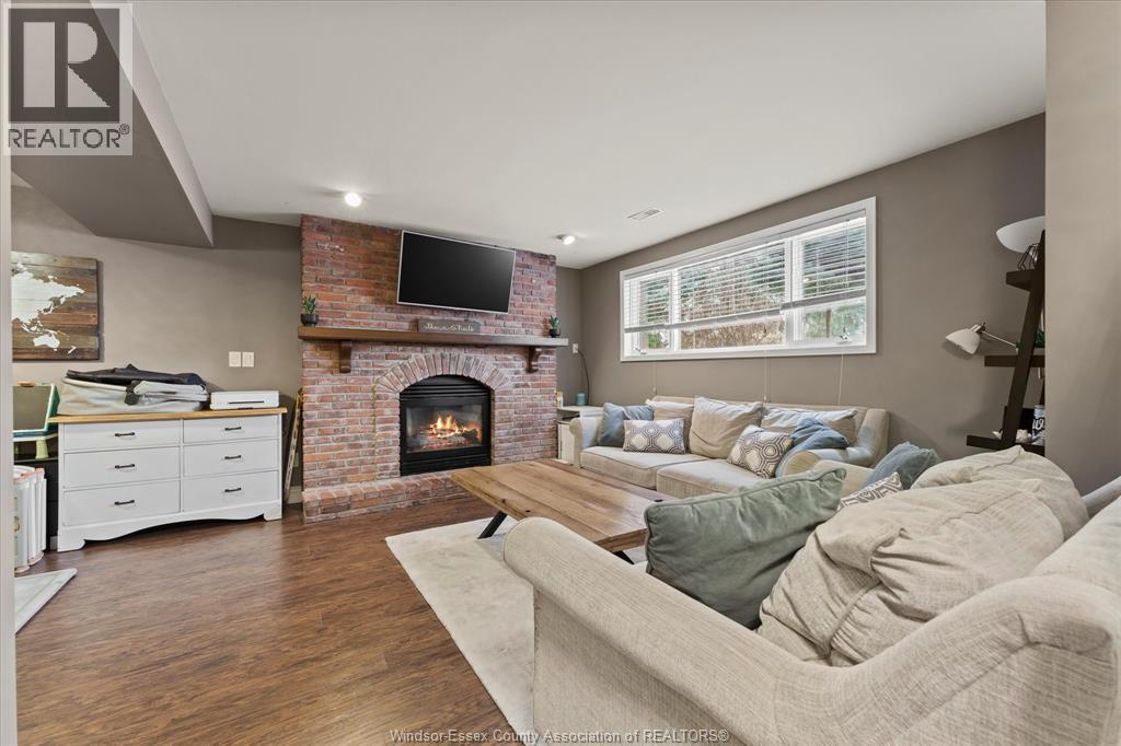 405 State Street, Lasalle, ON