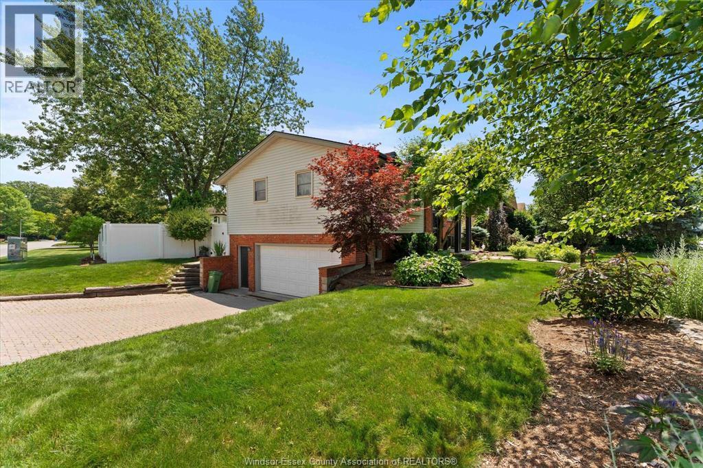 405 State Street, Lasalle, ON