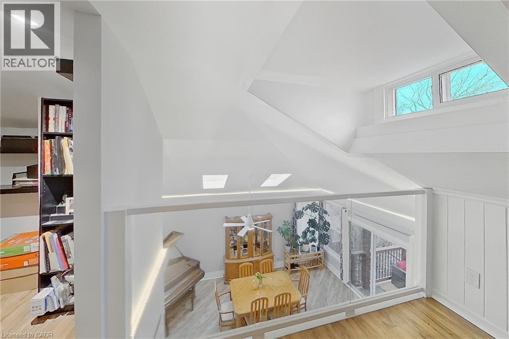 486 East 38Th Street, Hamilton, ON - Indoor