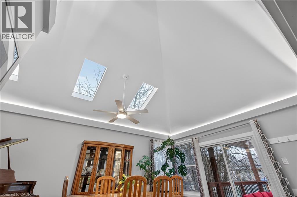 486 East 38Th Street, Hamilton, ON - Indoor Photo Showing Other Room