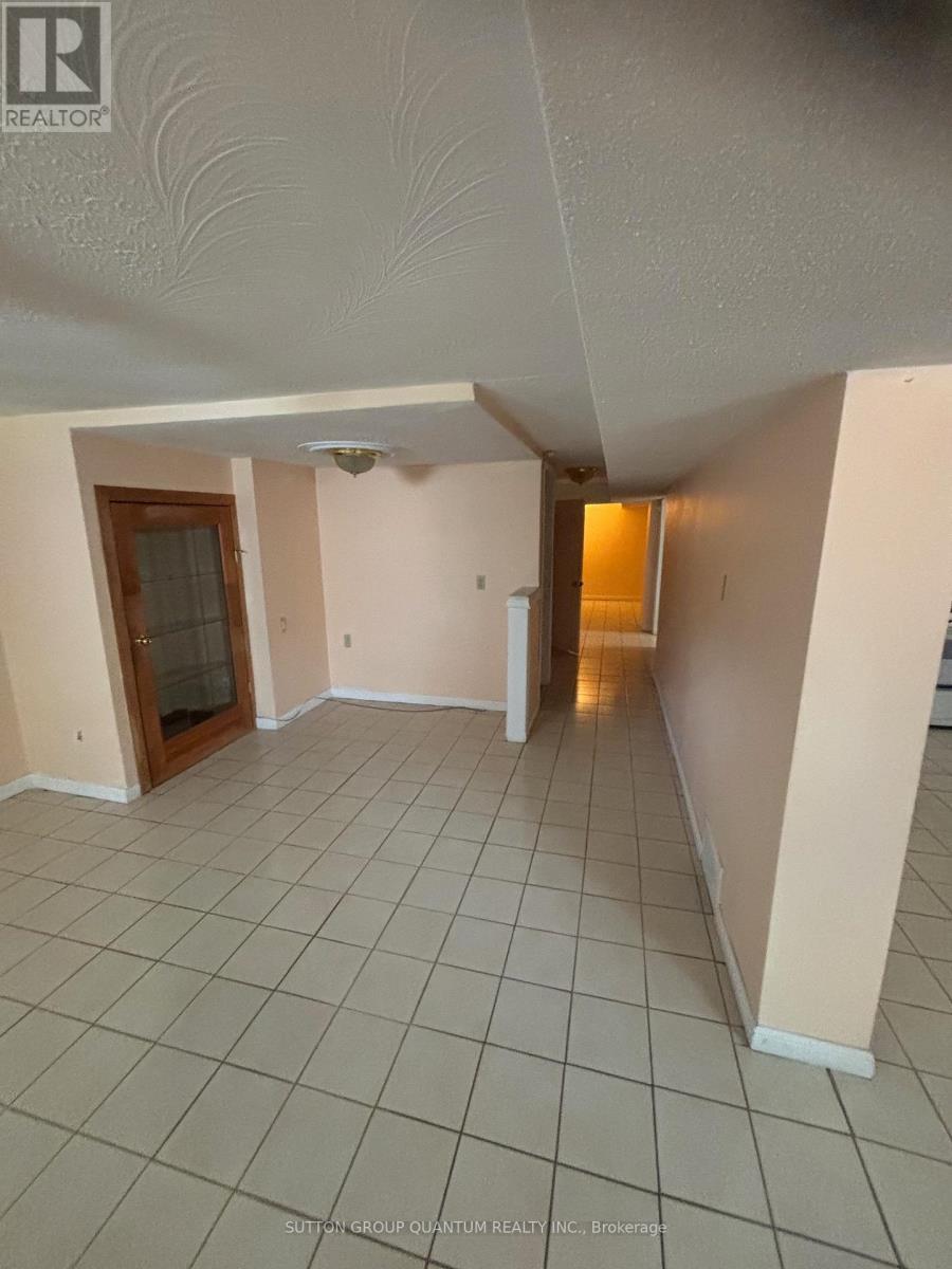 61 Forest Avenue, Mississauga, ON - Indoor Photo Showing Other Room