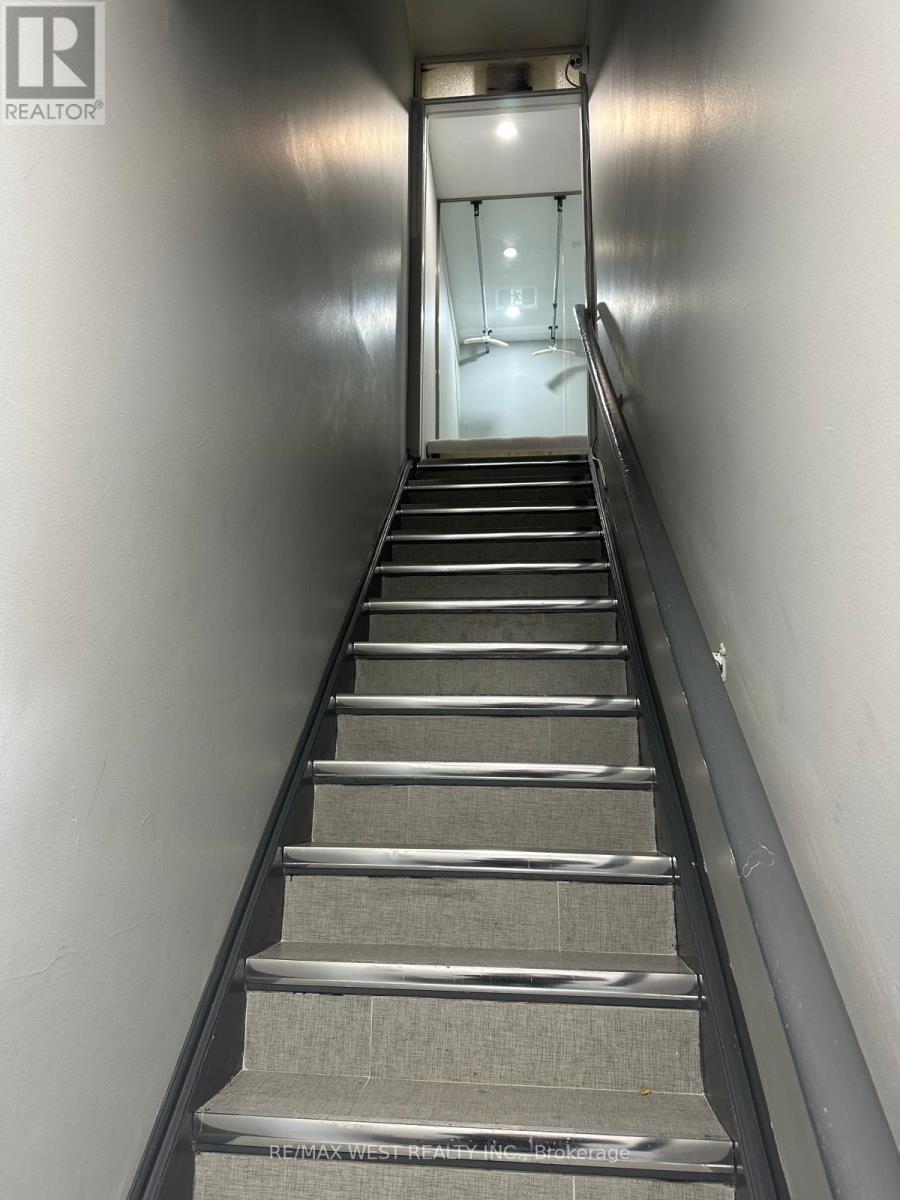 2551 Hurontario Street, Mississauga, ON