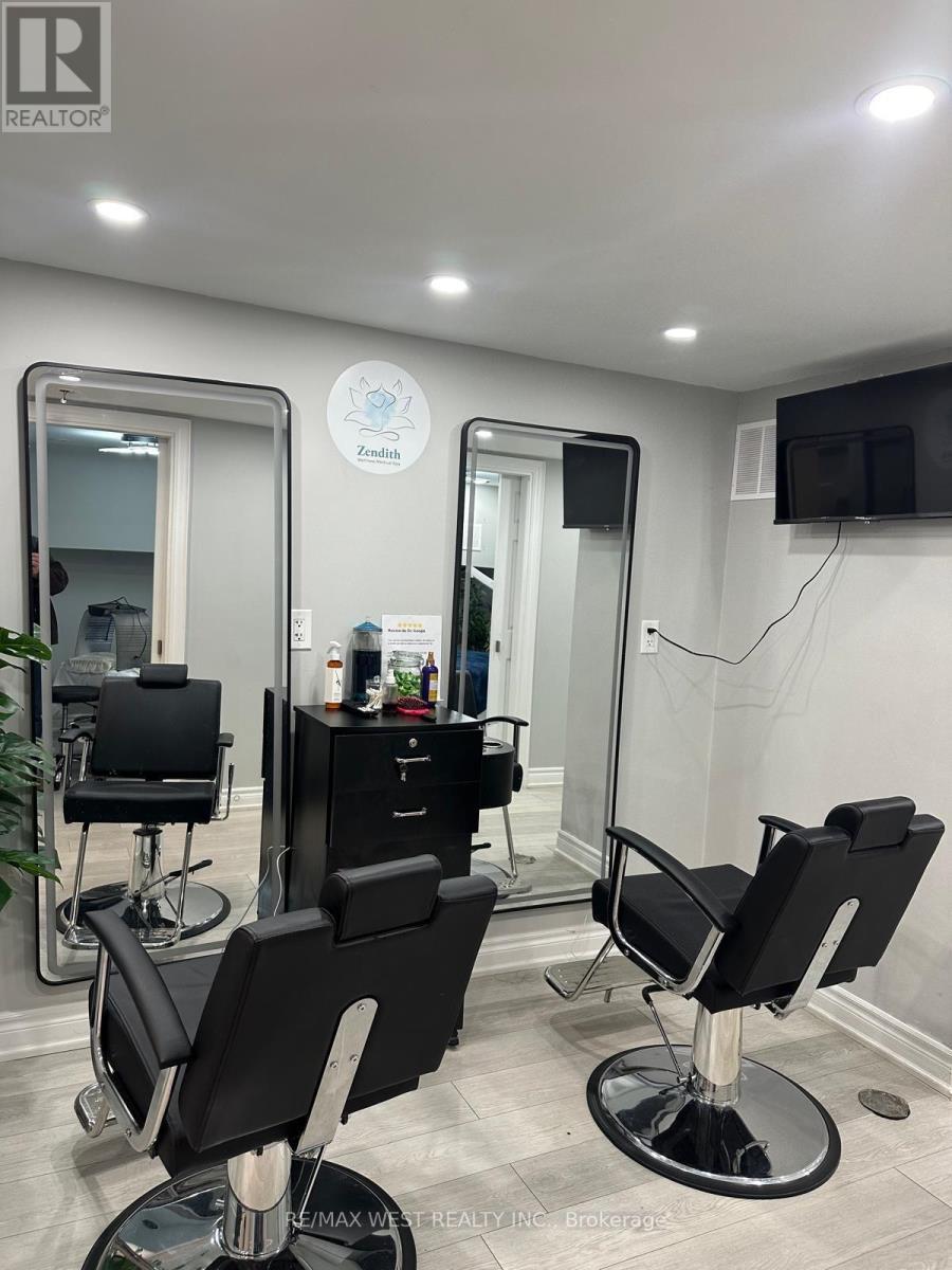 2551 Hurontario Street, Mississauga, ON