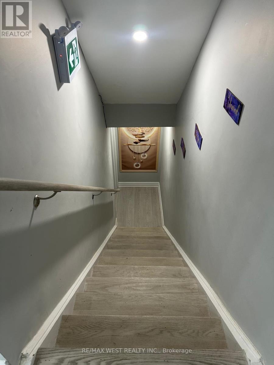 2551 Hurontario Street, Mississauga, ON