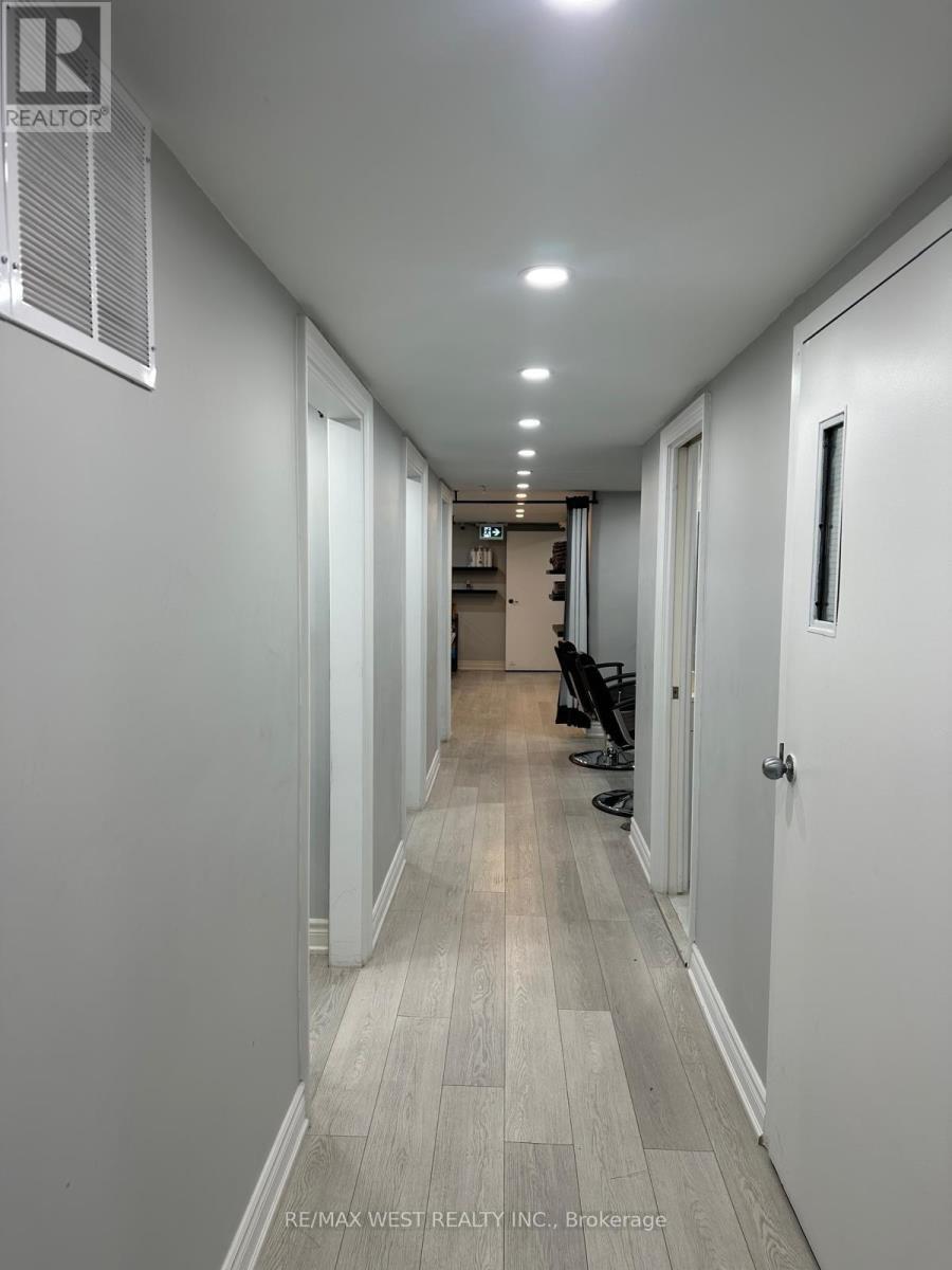 2551 Hurontario Street, Mississauga, ON
