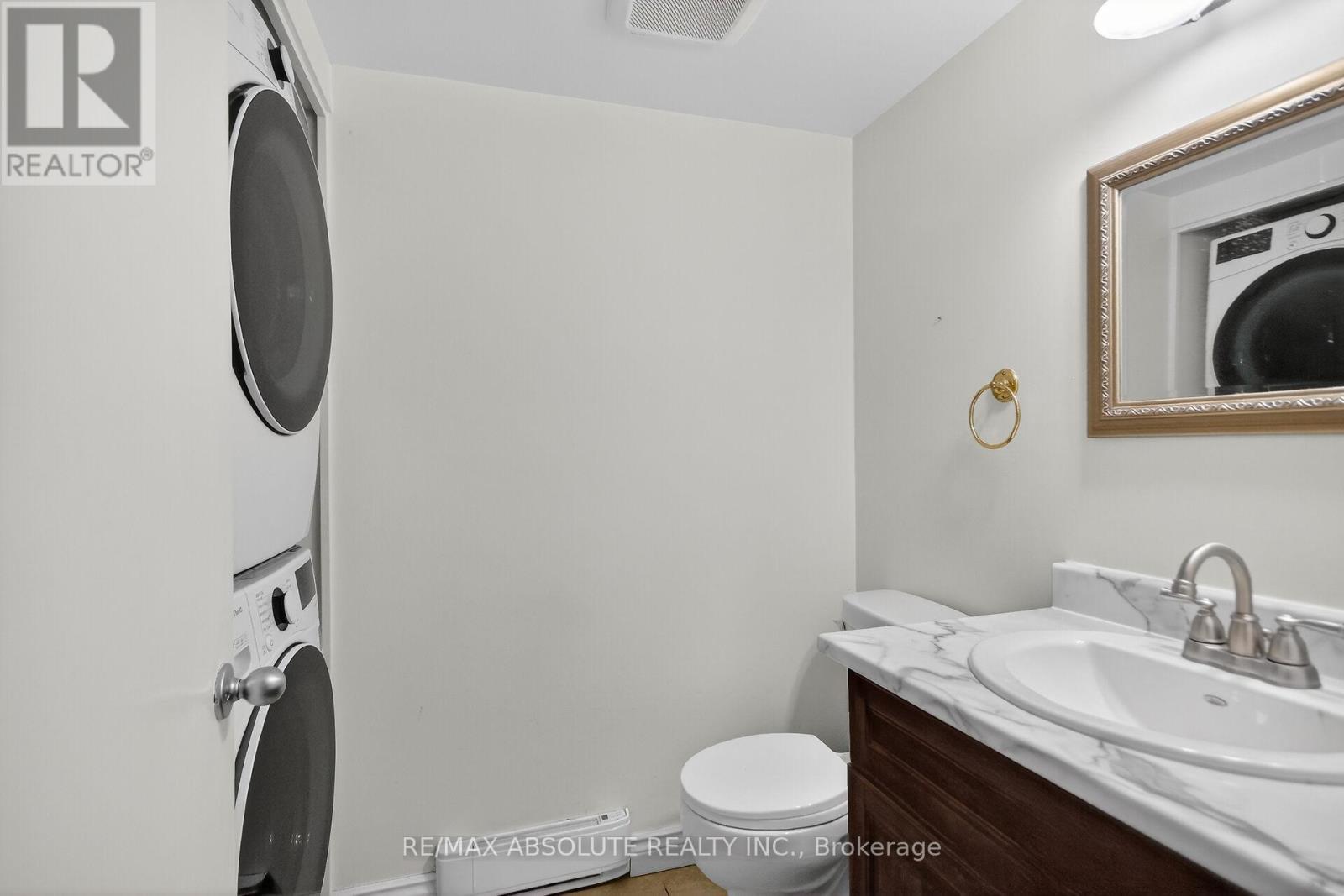 231 Harriot Private, Ottawa, ON - Indoor