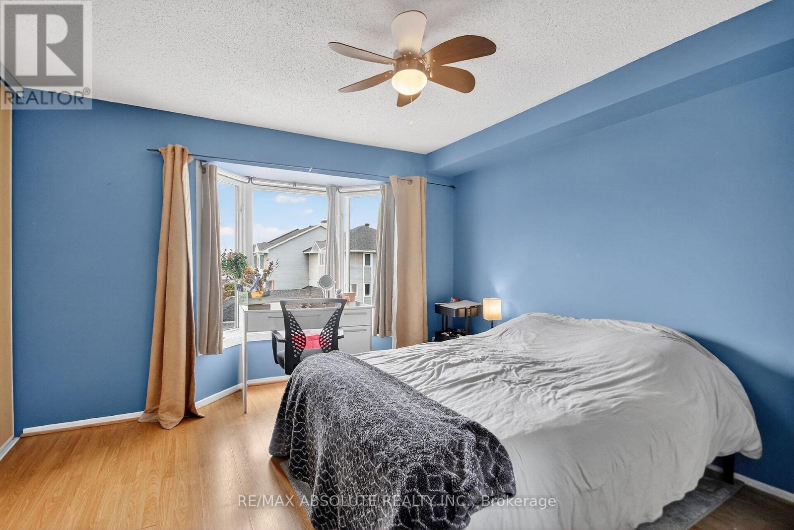 231 Harriot Private, Ottawa, ON - Indoor Photo Showing Bedroom